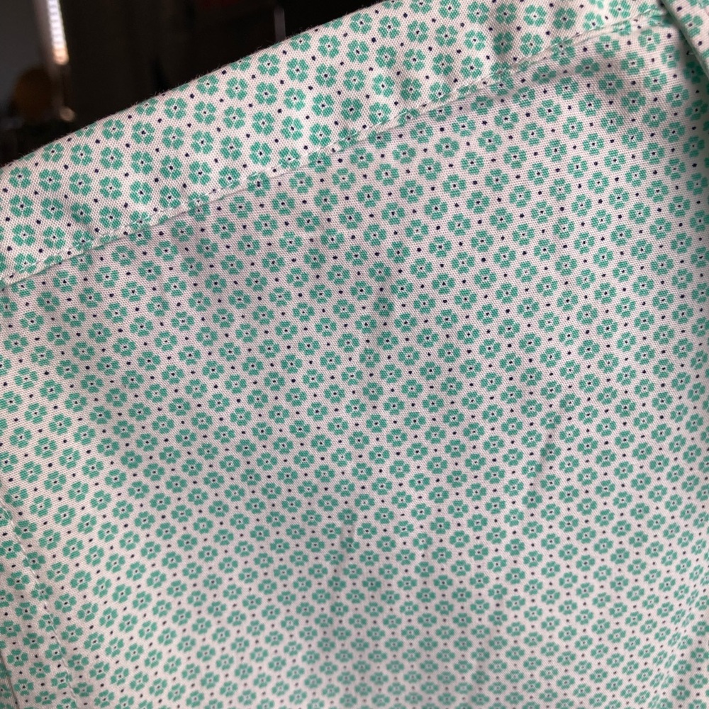 Men’s Express button down size Small. - Picture 2 of 4